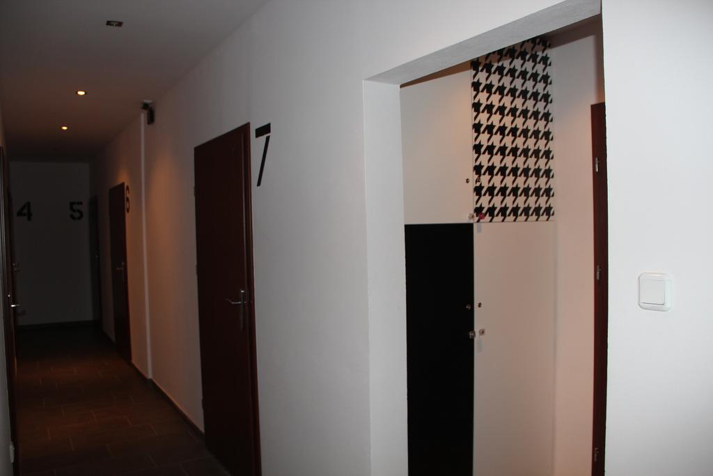 Baba Hostel Kaliszki Exteriör bild