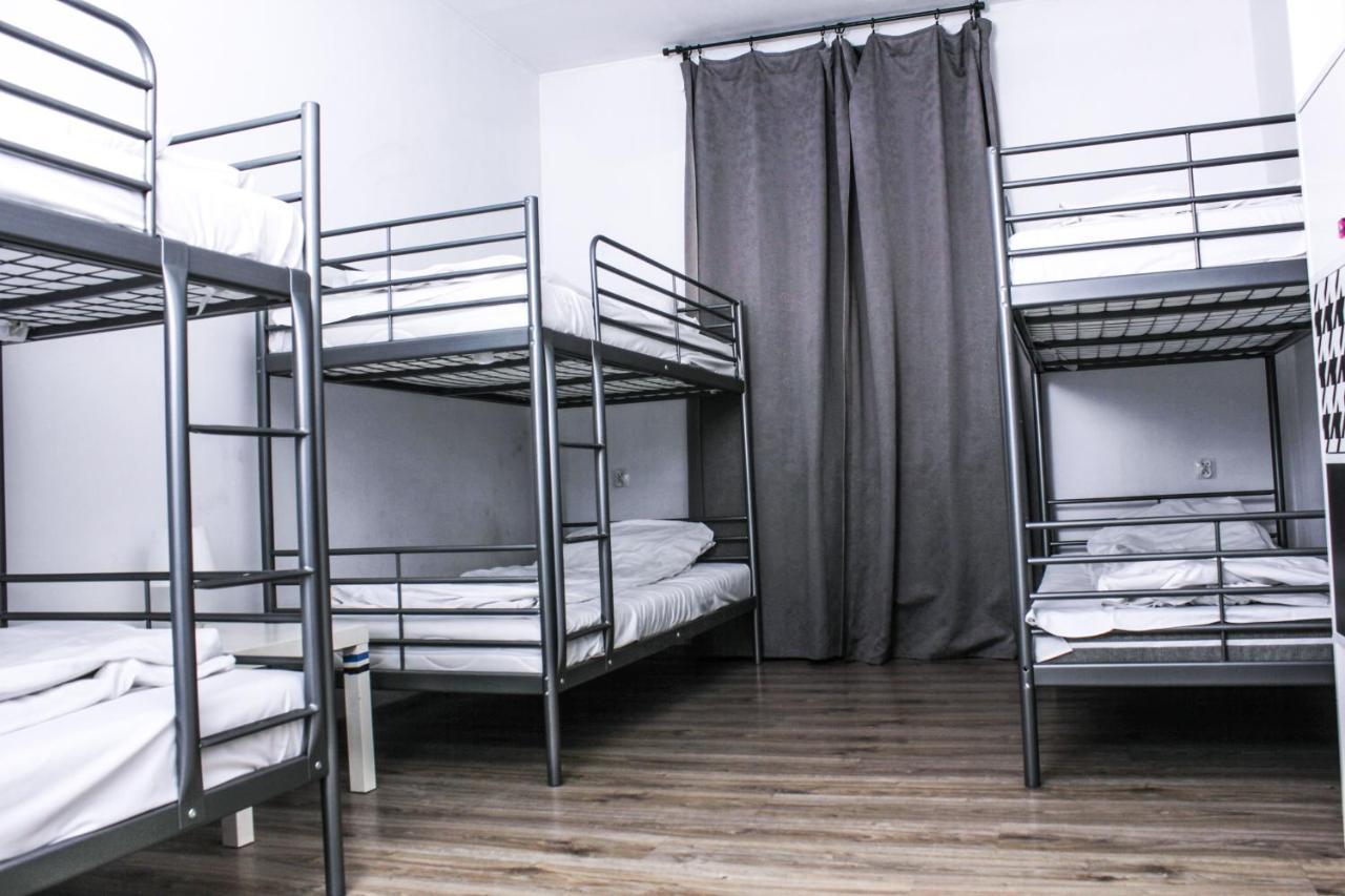 Baba Hostel Kaliszki Exteriör bild
